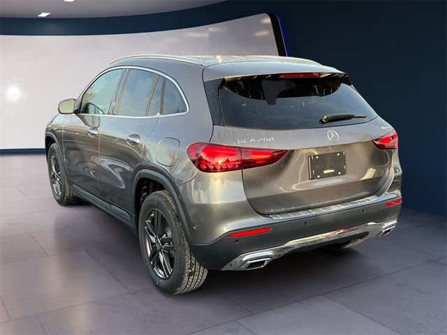 2025 Mercedes-Benz GLA 250