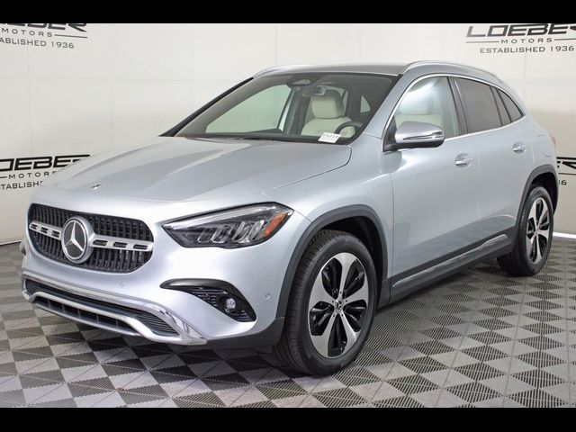 2025 Mercedes-Benz GLA 250