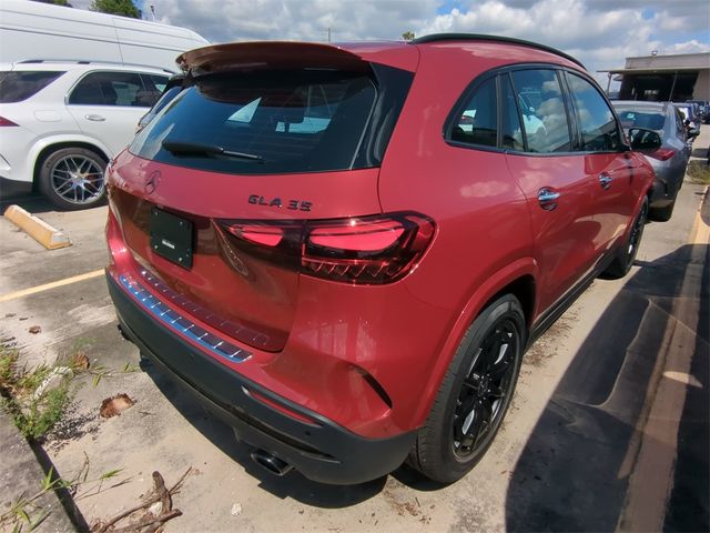 2025 Mercedes-Benz GLA AMG 35