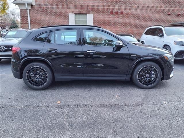 2025 Mercedes-Benz GLA AMG 35