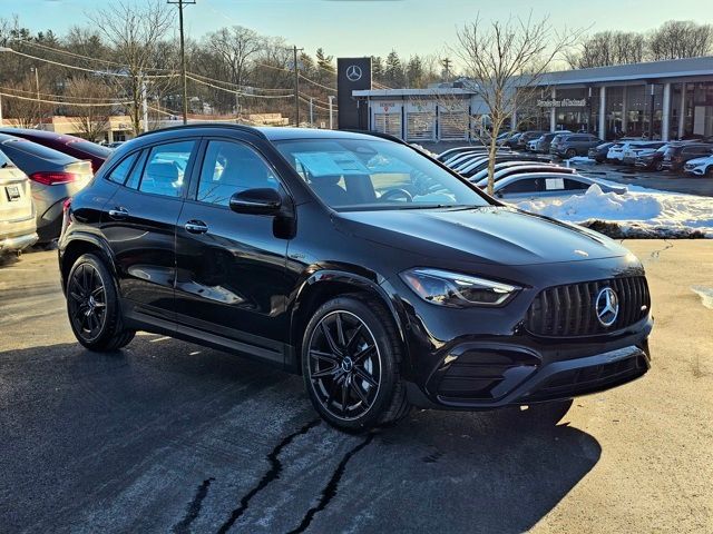 2025 Mercedes-Benz GLA AMG 35