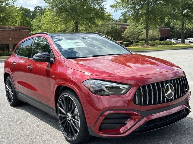 2025 Mercedes-Benz GLA AMG 35