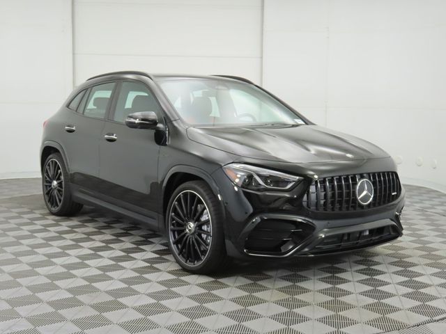 2025 Mercedes-Benz GLA AMG 35