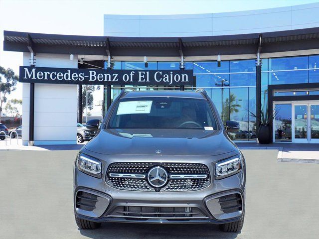 2025 Mercedes-Benz GLB 250