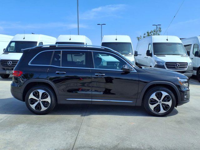 2025 Mercedes-Benz GLB 250
