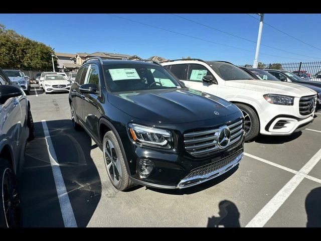 2025 Mercedes-Benz GLB 250