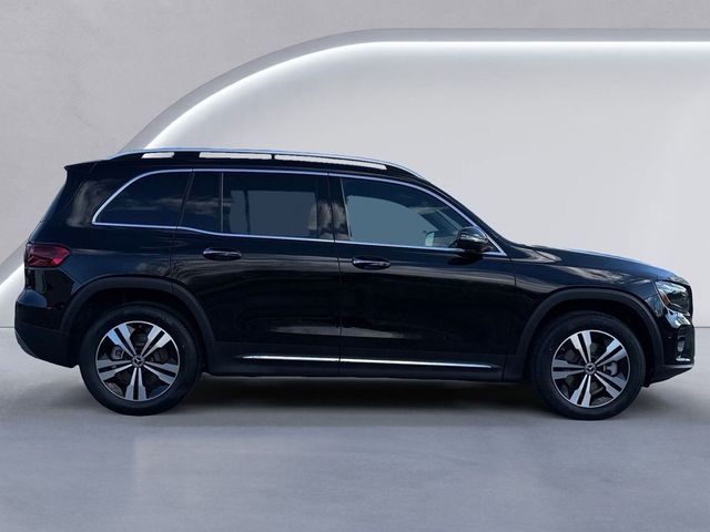 2025 Mercedes-Benz GLB 250