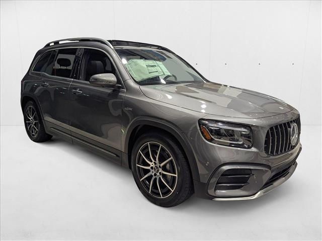 2025 Mercedes-Benz GLB AMG 35