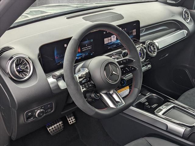 2025 Mercedes-Benz GLB AMG 35