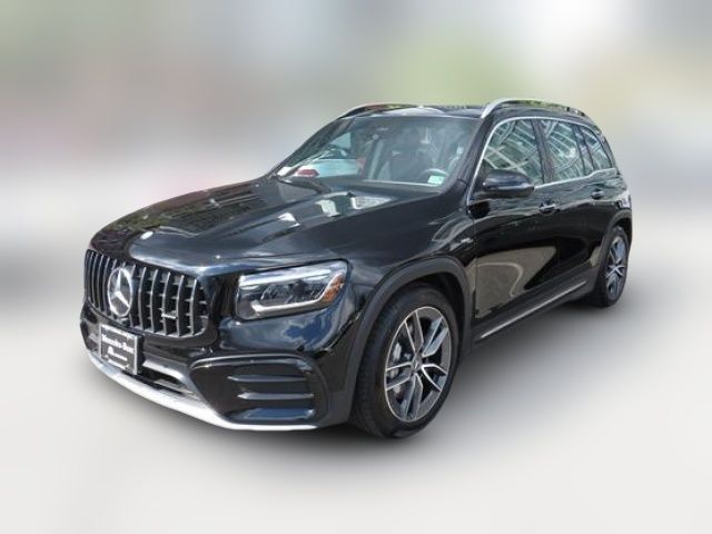2025 Mercedes-Benz GLB AMG 35