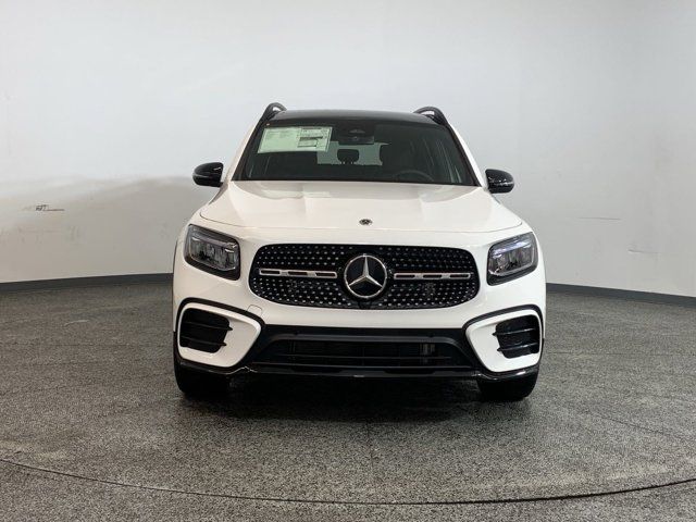 2025 Mercedes-Benz GLB 250