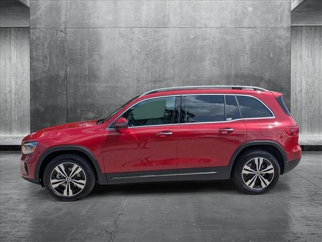 2025 Mercedes-Benz GLB 250