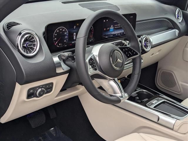 2025 Mercedes-Benz GLB 250