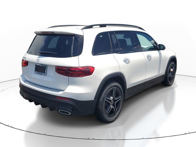 2025 Mercedes-Benz GLB 250