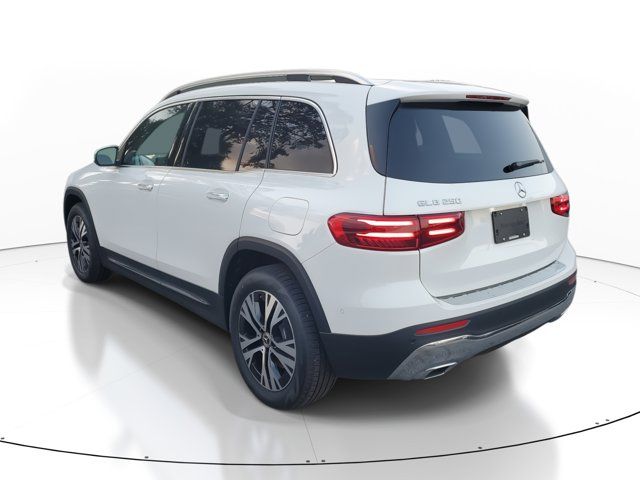 2025 Mercedes-Benz GLB 250