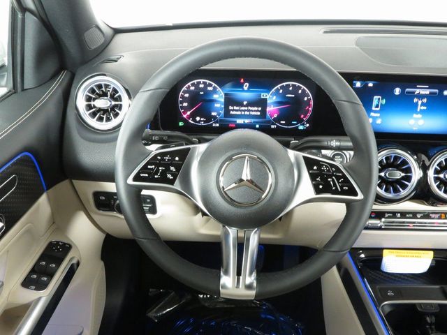 2025 Mercedes-Benz GLB 250