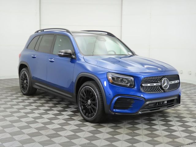 2025 Mercedes-Benz GLB 250