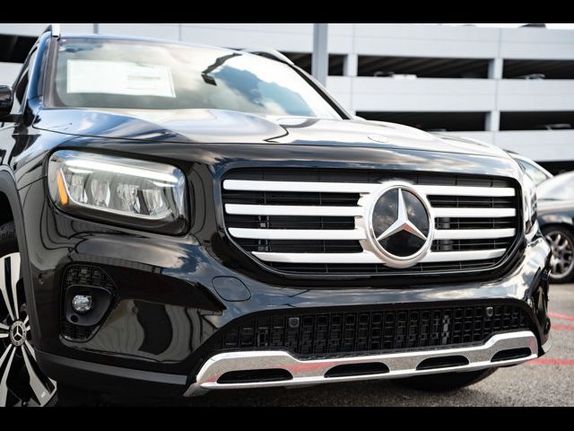 2025 Mercedes-Benz GLB 250