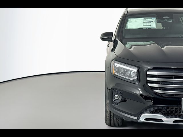 2025 Mercedes-Benz GLB 250
