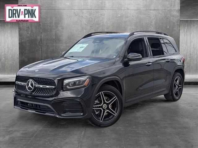 2025 Mercedes-Benz GLB 250