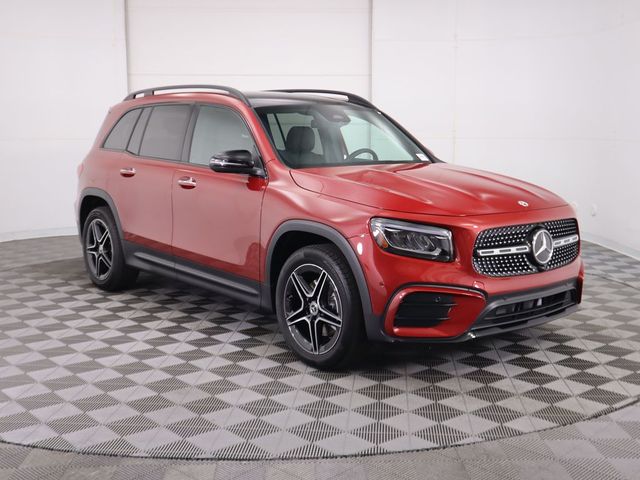 2025 Mercedes-Benz GLB 250