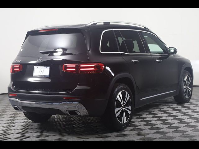 2025 Mercedes-Benz GLB 250