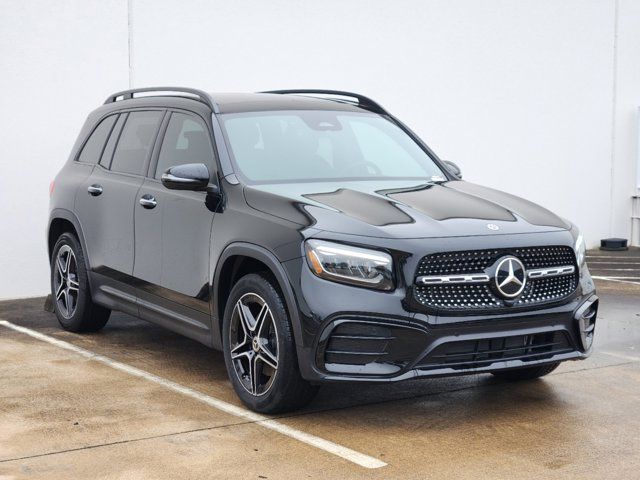 2025 Mercedes-Benz GLB 250