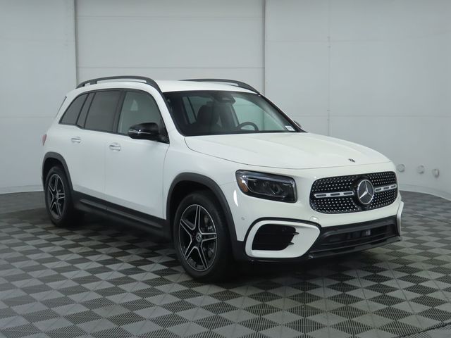 2025 Mercedes-Benz GLB 250