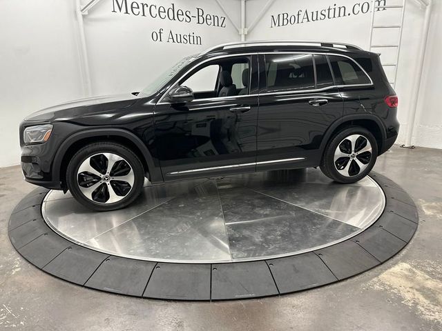 2025 Mercedes-Benz GLB 250