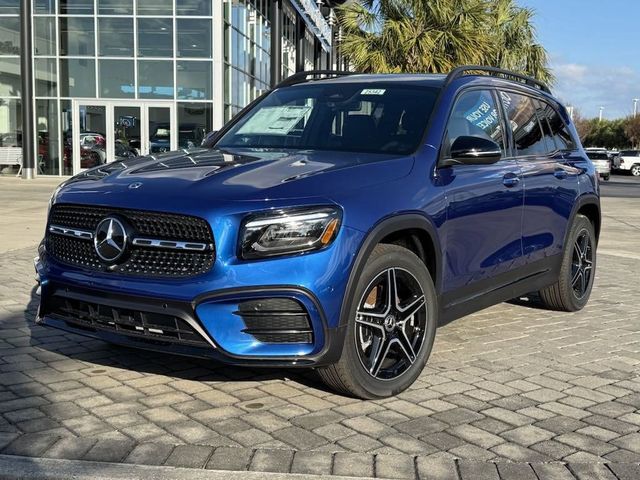 2025 Mercedes-Benz GLB 250