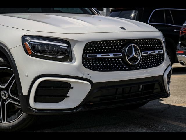 2025 Mercedes-Benz GLB 250