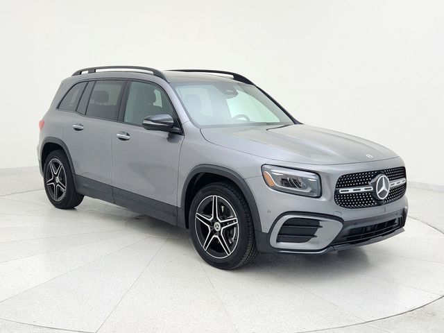 2025 Mercedes-Benz GLB 250