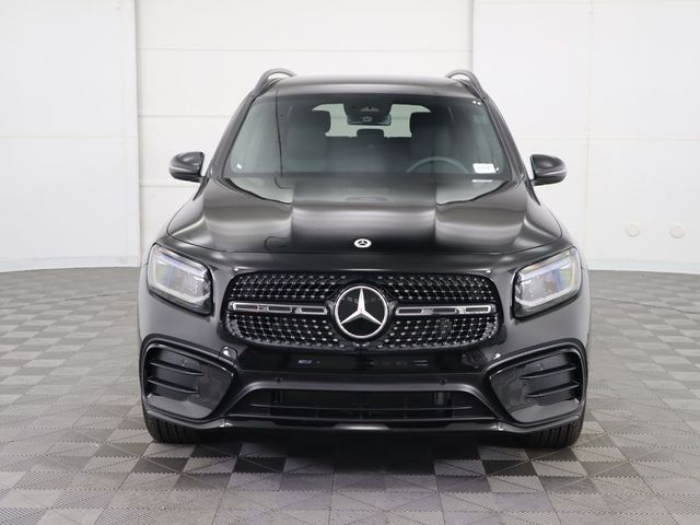 2025 Mercedes-Benz GLB 250