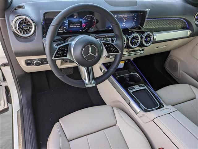 2025 Mercedes-Benz GLB 250