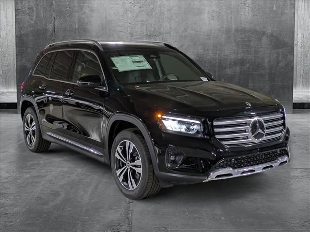 2025 Mercedes-Benz GLB 250