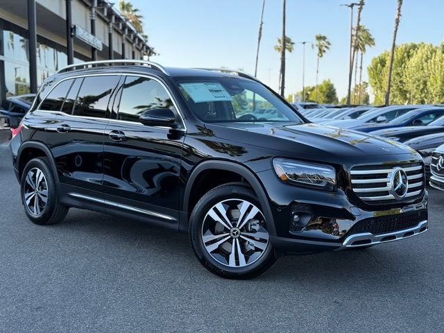 2025 Mercedes-Benz GLB 250