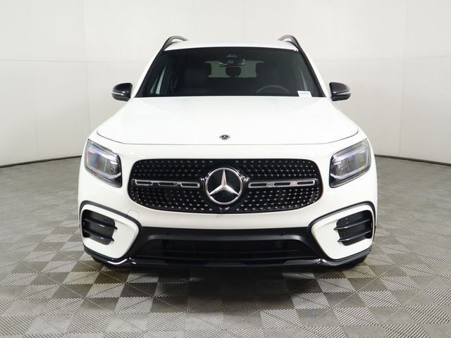 2025 Mercedes-Benz GLB 250