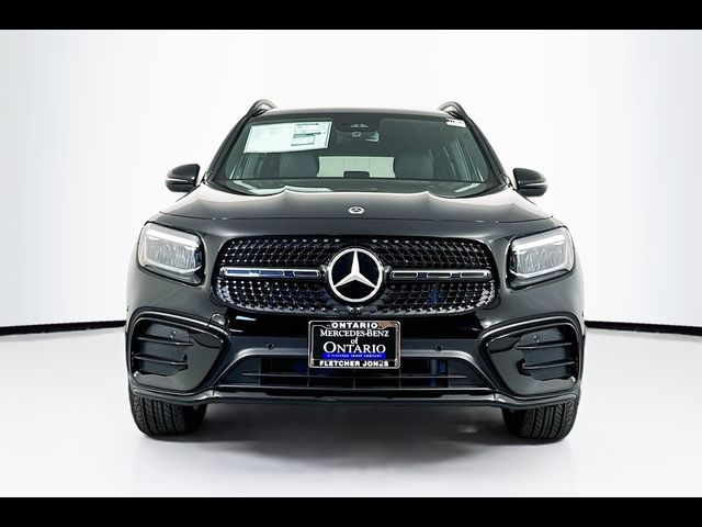 2025 Mercedes-Benz GLB 250