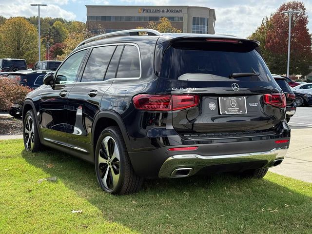 2025 Mercedes-Benz GLB 250