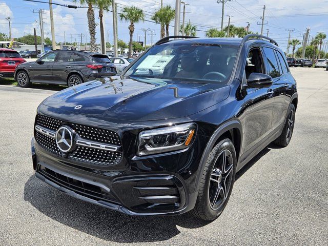 2025 Mercedes-Benz GLB 250