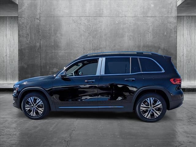 2025 Mercedes-Benz GLB 250