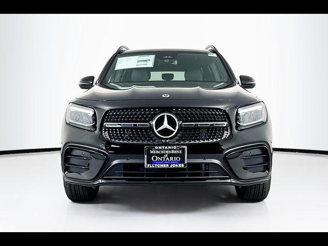 2025 Mercedes-Benz GLB 250