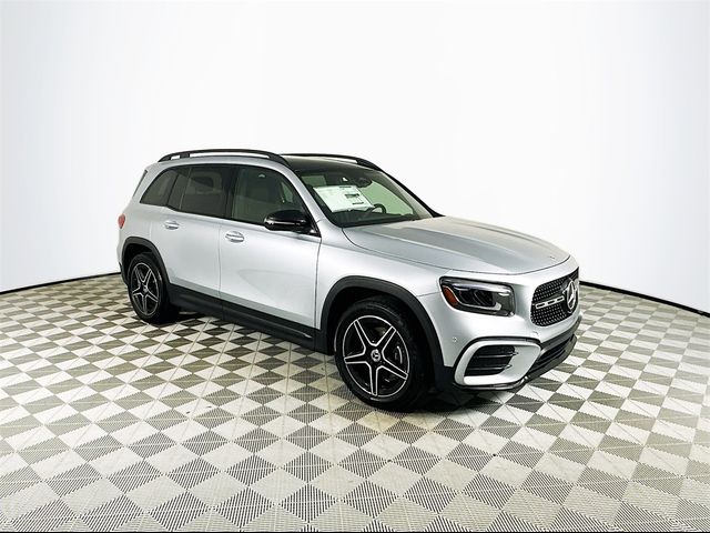 2025 Mercedes-Benz GLB 250