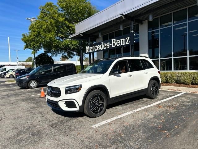 2025 Mercedes-Benz GLB 250