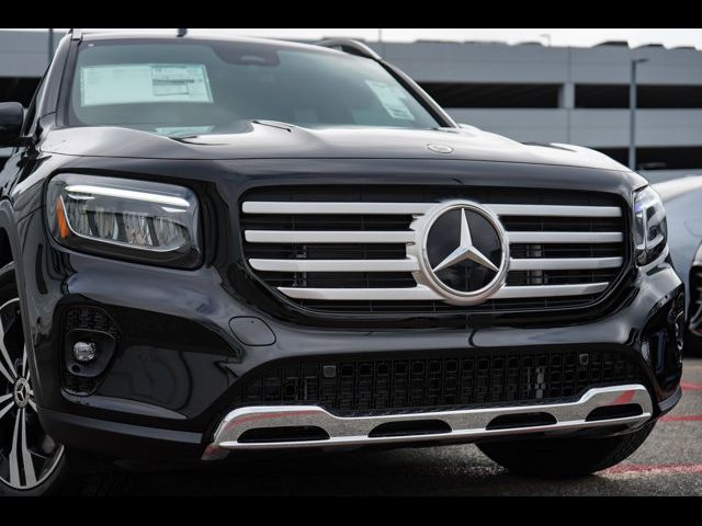 2025 Mercedes-Benz GLB 250