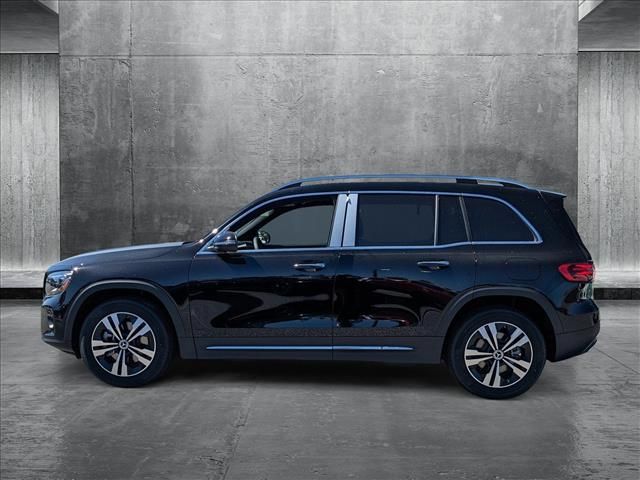 2025 Mercedes-Benz GLB 250