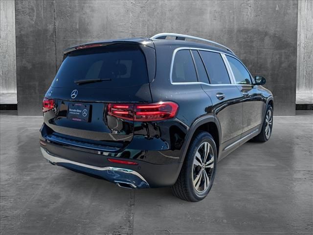 2025 Mercedes-Benz GLB 250
