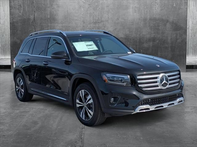 2025 Mercedes-Benz GLB 250