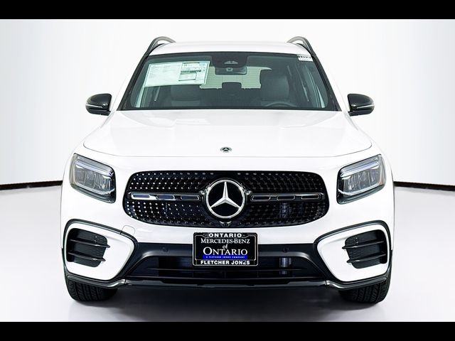 2025 Mercedes-Benz GLB 250