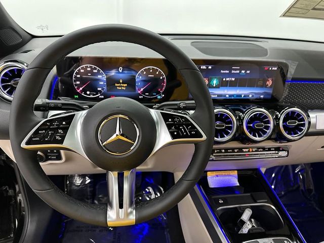 2025 Mercedes-Benz GLB 250